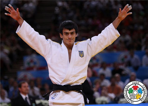 Георгий Зантарая завоевал золото на турнире в Марокко
