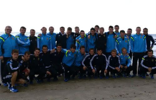 Юношеская сборная Украины начала подготовку к матчу с США