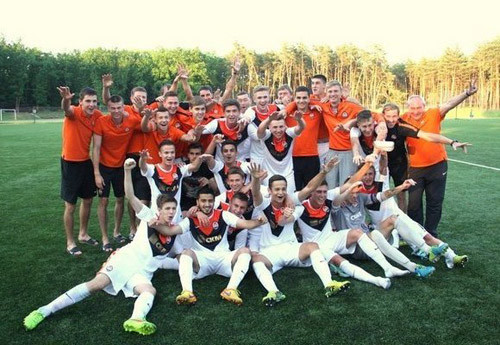 Юношеская команда Шахтера выиграла чемпионат Украины