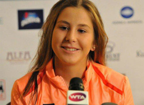 Белинда Бенчич названа Новичком года по версии WTA