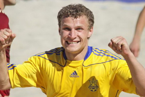 Пляжный футбол: Украина побеждает Азербайджан 3:1