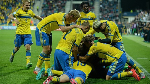 Евро-2015. Швеция и Португалия учат антифутболу