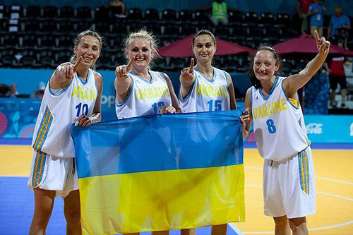 Украинские баскетболисты выходят в четвертьфинал ЕИ-2015