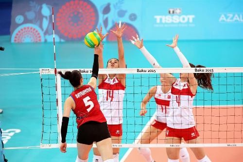 В финале встретятся волейболистки Польши и Турции
