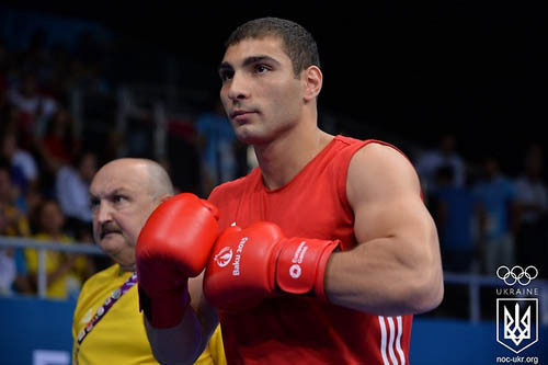 ЕИ. Украинский боксер не проиграл ни одного боя и стал вторым
