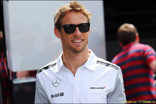 Баттон останется с McLaren в 2016-м