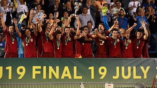 Испания обыграла Россию в финале чемпионата Европы