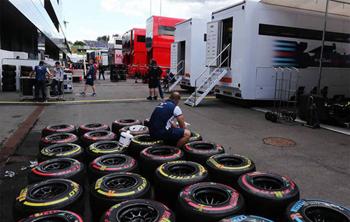 В Pirelli хотят протестировать сверхмягкие шины