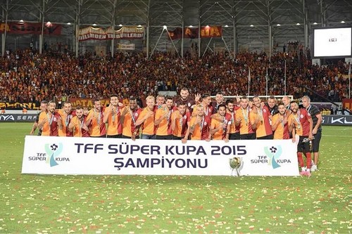 Галатасарай завоевал Суперкубок Турции