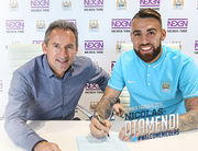 ОФИЦИАЛЬНО: Отаменди перешел в Манчестер Сити