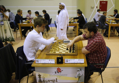 Карлсен защитил титул чемпиона мира по шахматам