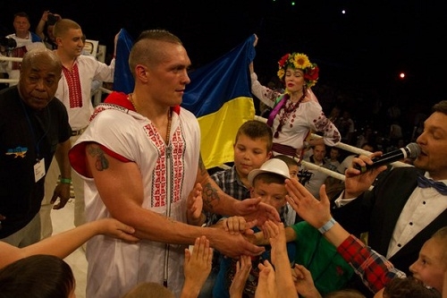 Александр Усик поднялся на седьмое место в рейтинге WBO