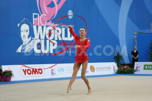 Анна Ризатдинова — 3-я в квалификации в упражнении с лентой