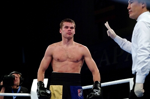 Кислицин и Лазарев проиграли в AIBA Pro Boxing