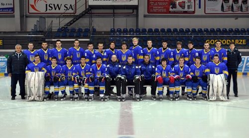 Молодежная сборная Украины по хоккею начала сбор в Броварах