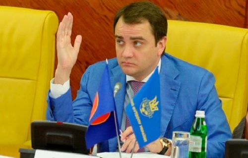 Коньков принял отставку Павелко