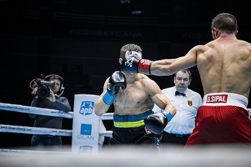 Украинцы проиграли в AIBA Pro Boxing