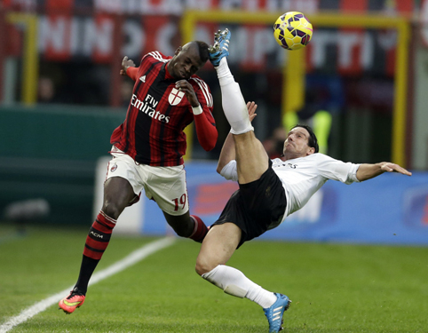 Милан – Аталанта – 0:1. Видео обзор игры
