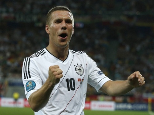 Подольски покинет сборную Германии после Евро-2016