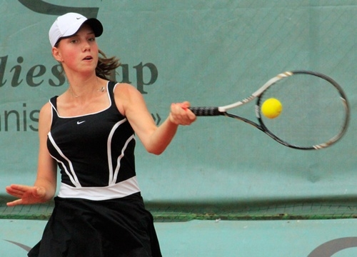Васильева вышла во второй раунд турнира в Андрезье-Бутеоне