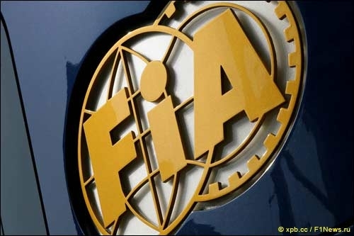 FIA опубликовала заявочный лист на сезон 2015