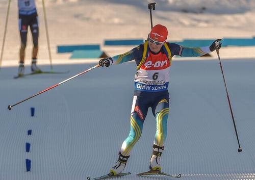 Валя Семеренко не смогла зацепиться за медаль в масс-старте