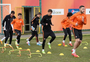 Шахтер потренировался с молодежной командой