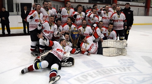 АТЭК стал чемпионом Украины по хоккею
