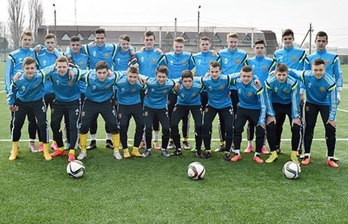 Сборная Украины U-16 готовится к Турниру развития УЕФА