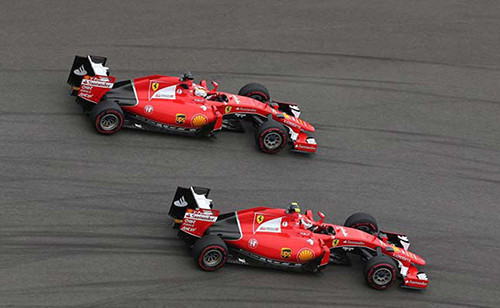 В Ferrari оценивают отставание от Mercedes в 0,1 секунды