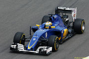 Сотрудникам Sauber вновь задерживают зарплату