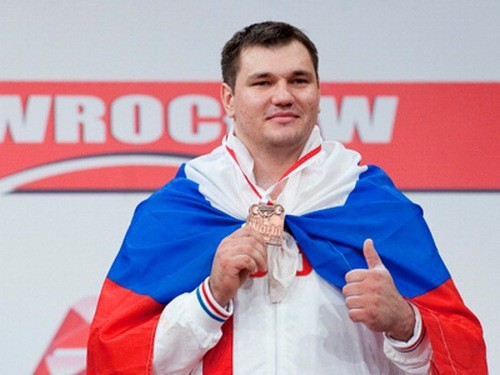 Российский тяжелоатлет Ловчев дисквалифицирован за допинг