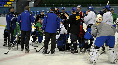 Сборная Украины по хоккею приступила к тренировкам