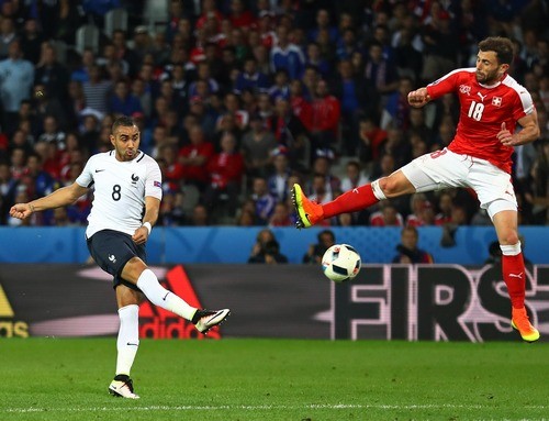 Швейцария сыграла вничью с Францией и вышла в плей-офф Евро