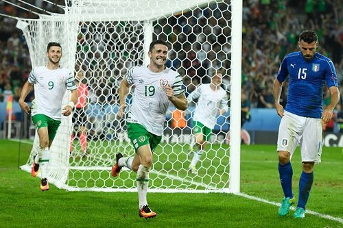 Ирландия обыгрывает Италию и выходит в плей-офф