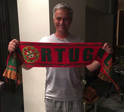 Моуриньо приглашает в Португалию