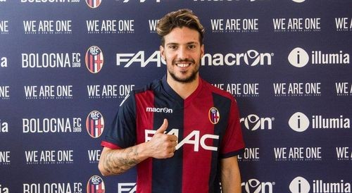 Болонья подписала полузащитника Милана
