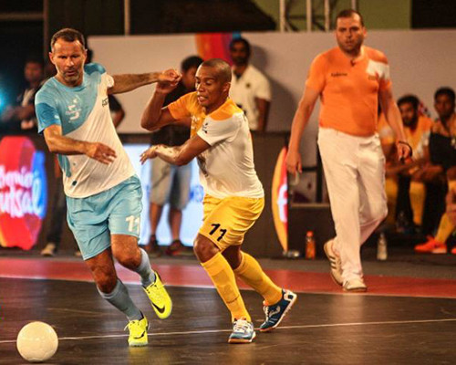 Сенсация на старте Premier Futsal: Гиггз обыграл Фалькао