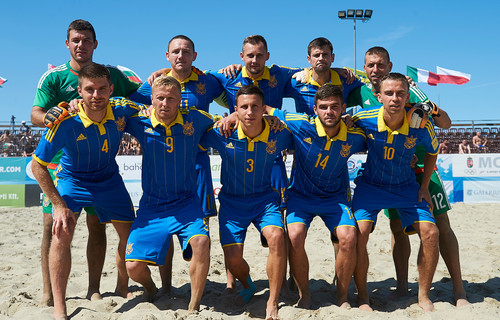 Пляжный футбол: Украина побеждает Италию в серии пенальти