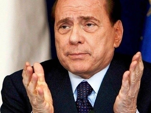 Берлускони продал 99,9% акций Милана китайским инвесторам