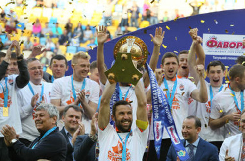 В Кубке Франции участвует 4261 команда, в Англии - 738