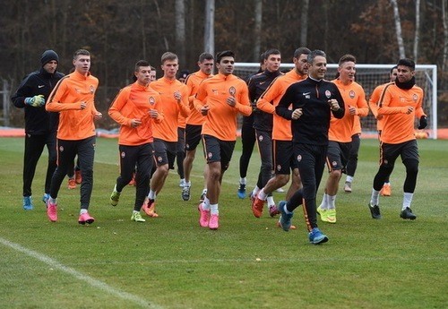Шахтер провел тренировку в Святошино