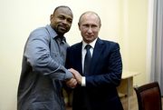 Маккаринелли нокаутировал Роя Джонса-младшего