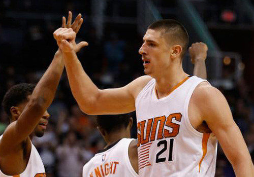 НБА. Дабл-дабл Лэня приносит победу Финиксу над Пелеканс