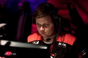 Хайлайт дня: Snax против Na'Vi