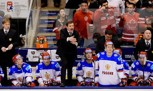 Игрок молодежной сборной России ударил судью обломком клюшки