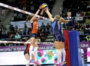 В финале сыграют Голландия и Россия