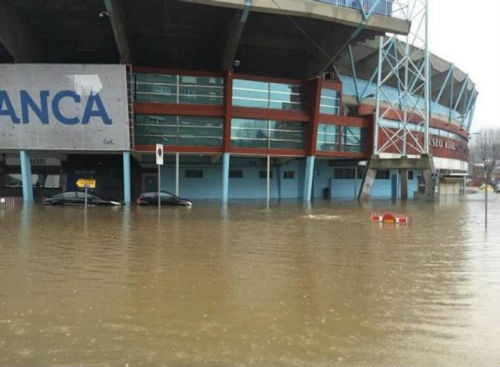 Стадион Сельты затоплен