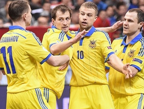 ЧЕ-2016: Украина в стартовом матче обыгрывает Венгрию