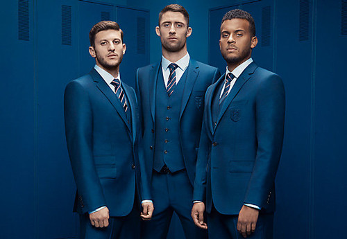 Сборную Англии на Евро-2016 оденет Marks & Spencer